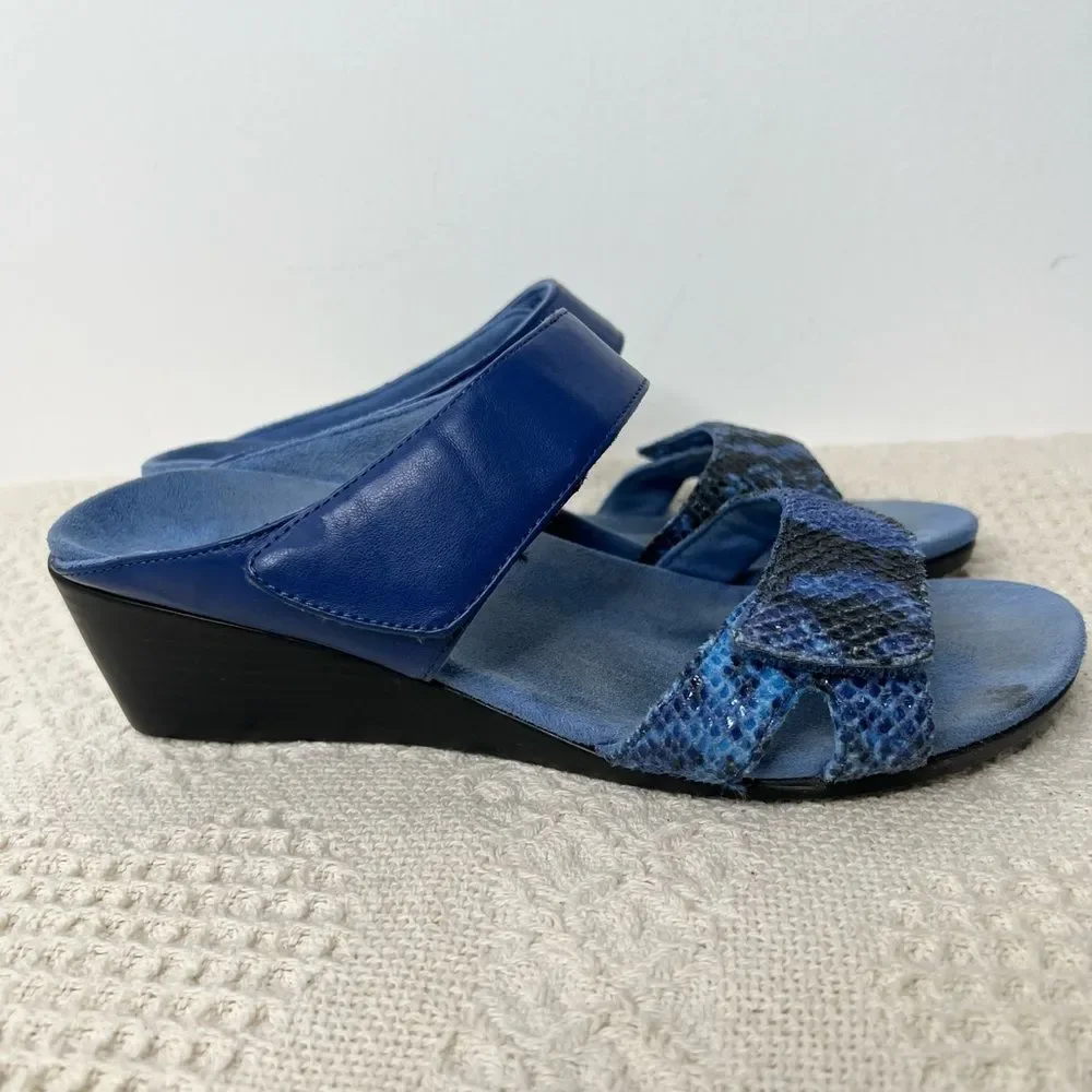 Vionic Chrissy Wedge Slide Sandals Blue Snake